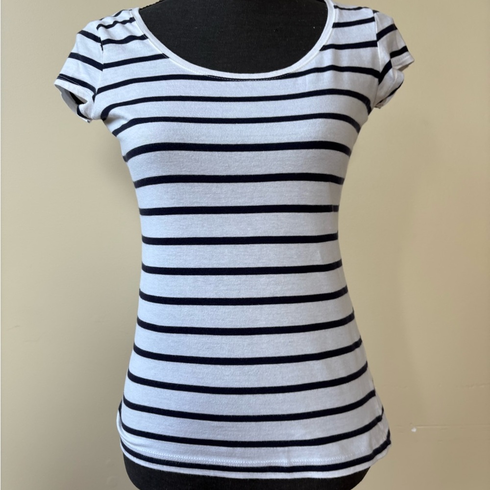 H&M Monochrome Striped Short Sleeve Top